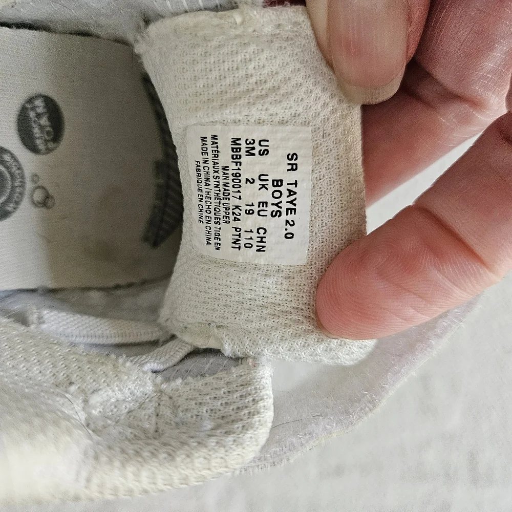 Stride Rite Boy's White First Sneaker Sz 3